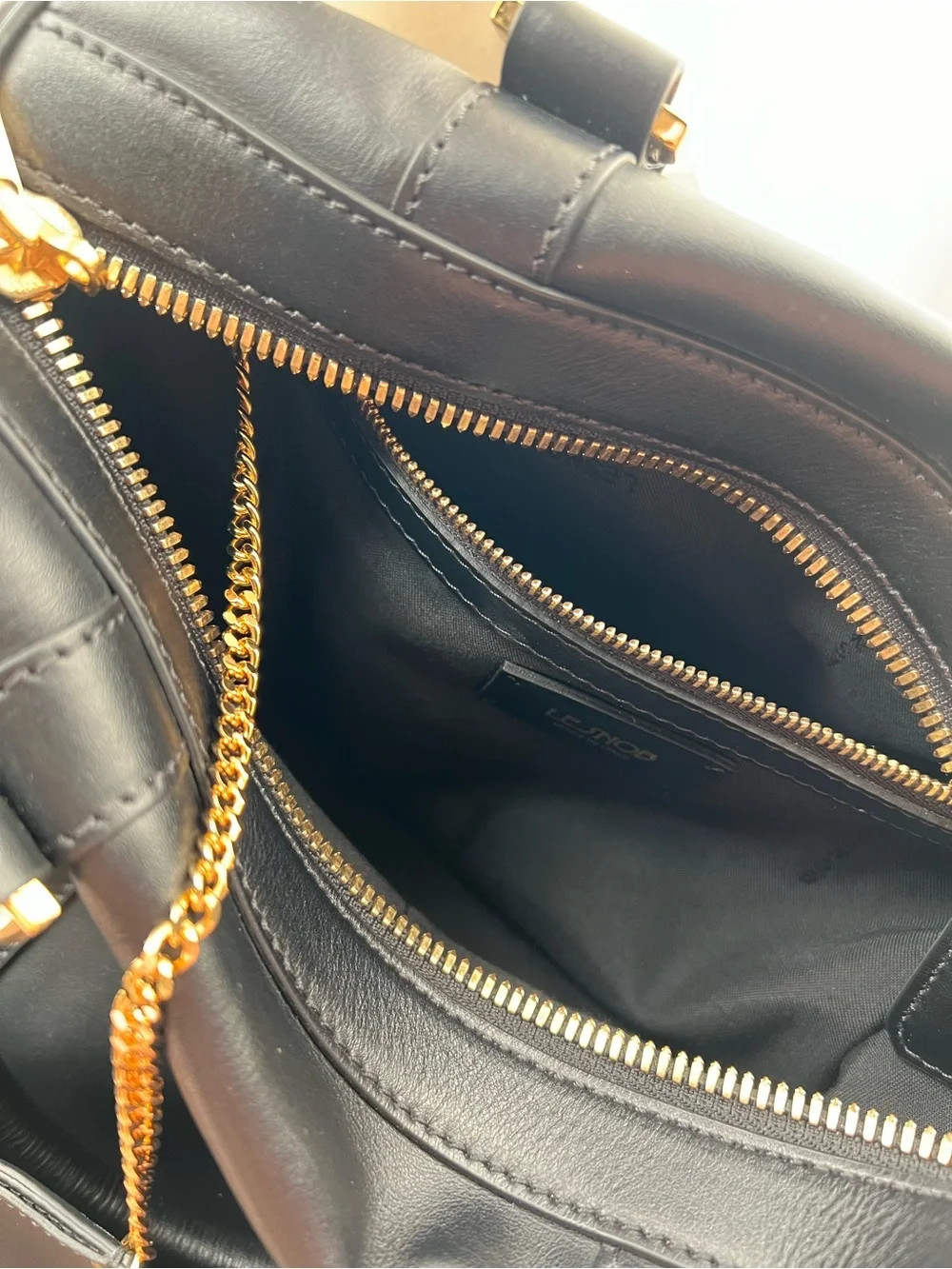 Le Duffle - LE SNOB